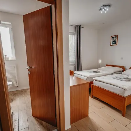 City Penzion Penzión pre hostí Kosice