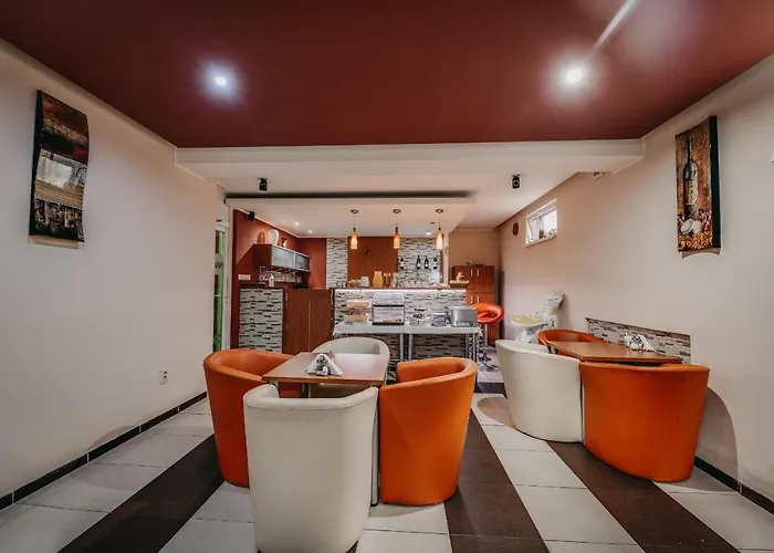 City Penzion Гостевой дом 3*