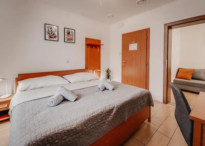 City Penzion Гостевой дом 3*